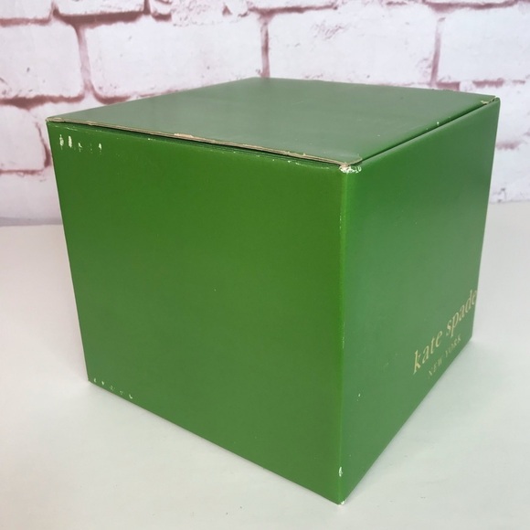 KATE SPADE NY 7.5x 6.75 x 7.5 inches Green & Turquoise Square Storage EMPTY Box - Picture 10 of 15
